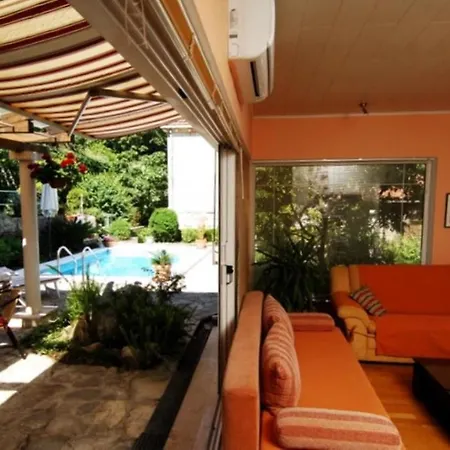 Apartamento Garden - Duplex Two-bedroom With Terrace And Pool View Dubrovnik